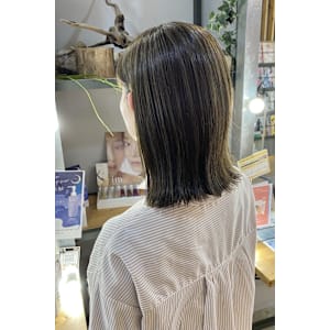 オリーブカラー/外ハネ