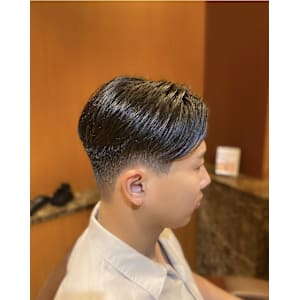 愛されモテ・ツーブロック センター 理容室