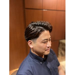 ビジネスショート 毛流れ 理容室