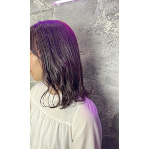 パープルカラー【池袋・池袋東口・池袋駅】