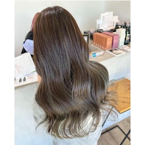 ベージュブリーチダブルカラーハイライト髪質改善トリートメント