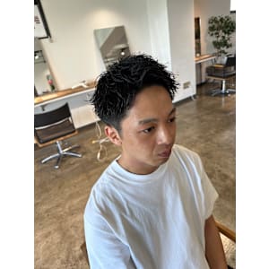 スパイキーショート