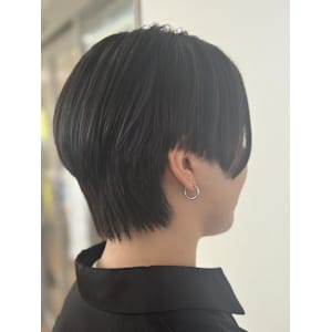 前下がりショートボブ