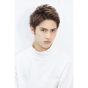 アップバングサイドパート　スーツ対応　黒髪OK