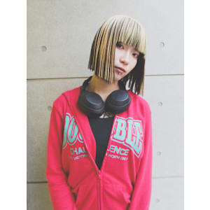 アウターカラー