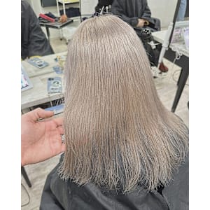 ホワイトベージュミルクティーベージュ成増地下鉄成増大山