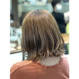 扱いやすさ抜群。このスタイルはカットが非常に大事です。