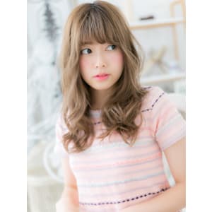 斜めバング大人かわいい韓国風ラフニュアンス　カーキベージュ