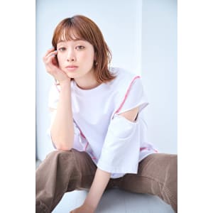 相性抜群ワイドバングとスリークボブ