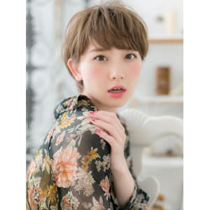 大人かっこいいハイライトくせ毛風ウルフボブ　ニュアンスカラー