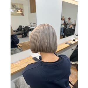 TRUCKIN UP THE PATH×ミディアム