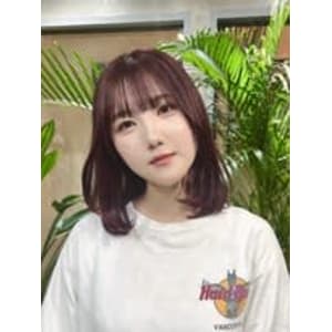 ピンクカラー/暖色系カラー/韓国ヘア