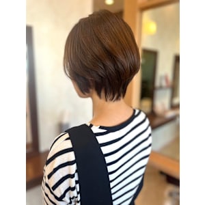 【MICHI 富田店　杉本郁美】20代30代　大人ショート