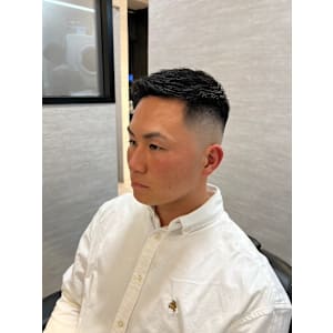 クルーカット×フェード - UNTRACE－BARBER SHOP－【アントレース バーバーショップ】掲載中