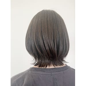 くびれ/ミディアムショート/オリーブ