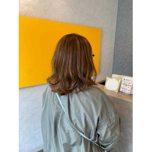 小顔カットくびレイヤーエモージュ大人可愛い