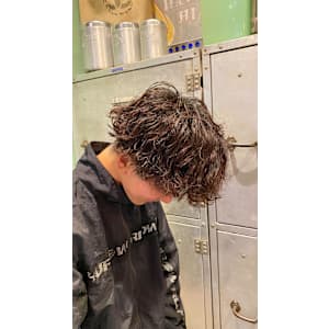 THE BEEHIVE DELUXE×ショート