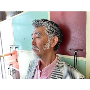 THE BEEHIVE DELUXE×ショート