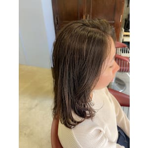 ブリーチなしでできるオリーブベージュ