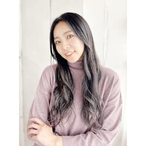 20代30代40代　外国人風くびれレイヤーアッシュグレージュ