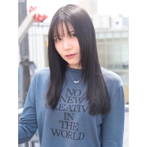 美髪ロングストレート　顔周りレイヤー　シースルーバング