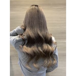 Lovis×似合わせヘア