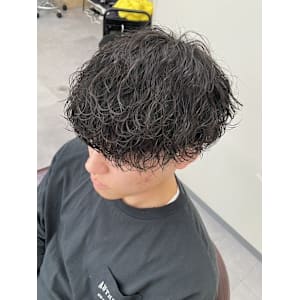 色気のあるメンズパーマ