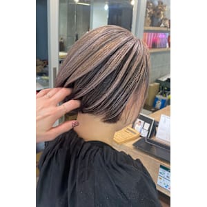 白髪活かし×バレイヤージュ