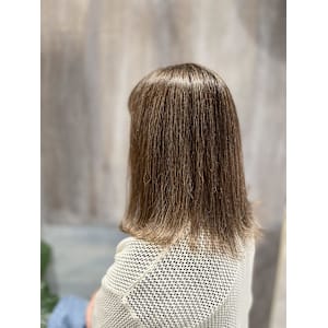 ストレート外ハネアレンジ