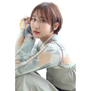 小顔ショートヘアー×シアーカラー20代30代40代