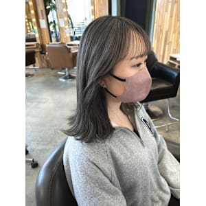 シルバーグレーカラー