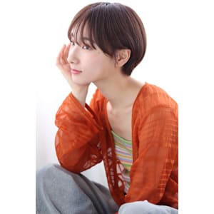 20代30代ショートカット  ひし形ショートボブ 前髪あり