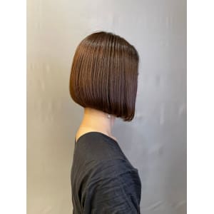 髪質改善/酸性ストレート（前下がりボブ）