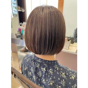 切りっぱなしボブ