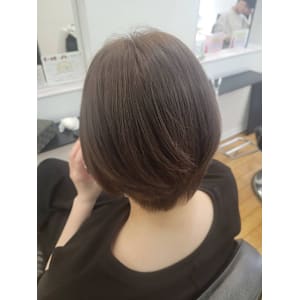 綺麗めショートボブ　20代/30代/40代