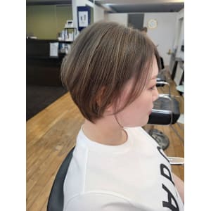 大人女性ショート×ハイライト　30代/40代/50代