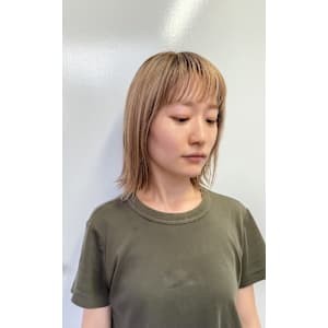 シースルーシャギーボブ