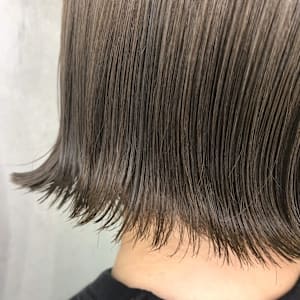 切りっぱなしボブ 外ハネ