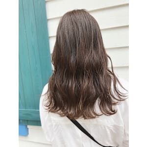 クール　ベージュ