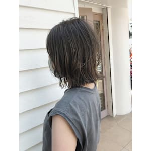 ミディアム　外ハネ