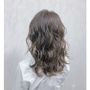 コテ巻き　ベージュ