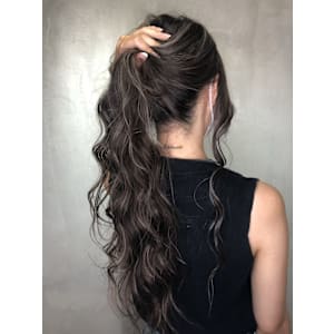 ハイライト　コテ巻きスタイル