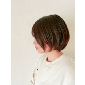 ショートボブ