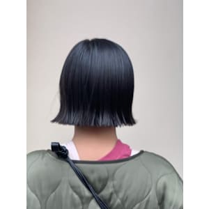 切りっぱなしボブ　外ハネ