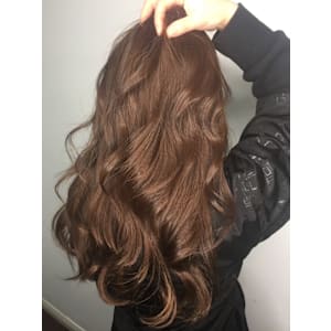 ミディアム　スタイル　巻髪レイヤー