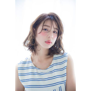 抜け感　ボブディ