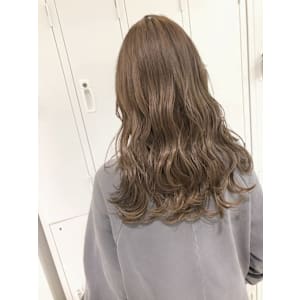 ベージュ　ロング