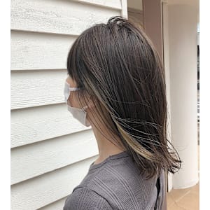 インナーカラー　グレージュ