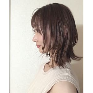 ミディアムスタイル　ウルフ