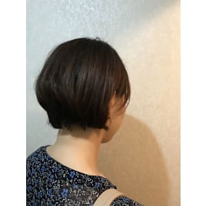 ショートボブ